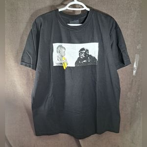 Unfledged W-Shirt Human Baby with Banana vs. Gorilla Baby Graphic Tee VG+ XL